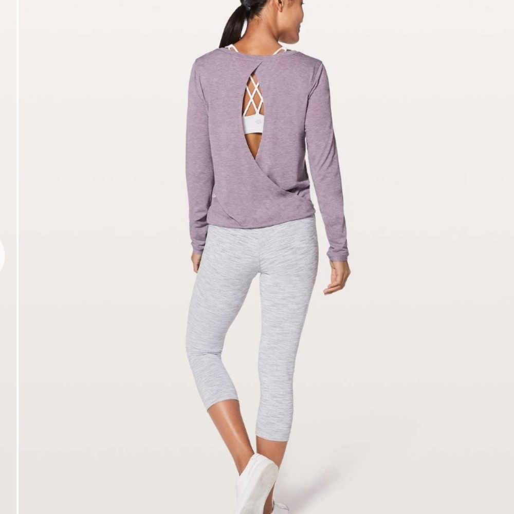 Lululemon Wild Twist Top Lilac Purple Long Sleeve Athletic Top Cutout Back med/8